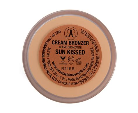 anastasia cream bronzer sunkissed.